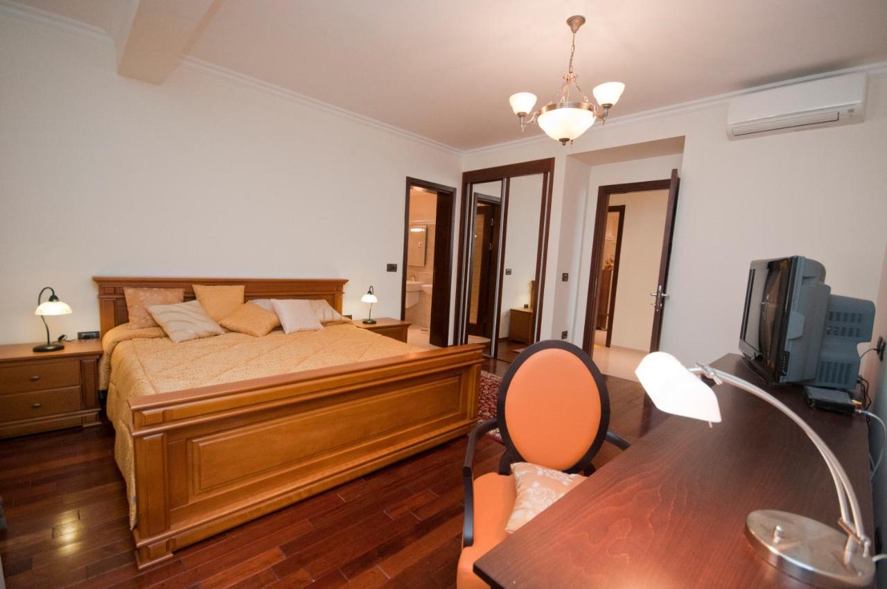 St.George Apartments Petrovac Kültér fotó